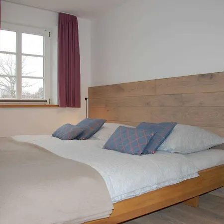 Stilvolle Doppelhaushaelfte Im Malerischen Wyk-boldixum,li Casa de Férias *